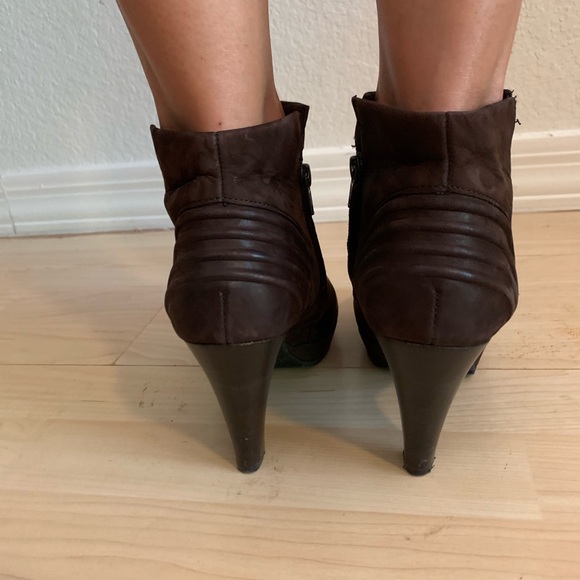 Paul Green  Brown Joslin  Ankle Heels - Picture 4 of 8